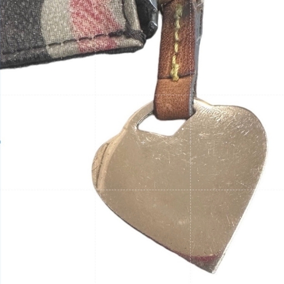 Dooney & Bourke Y2K wristlet - Picture 6 of 6